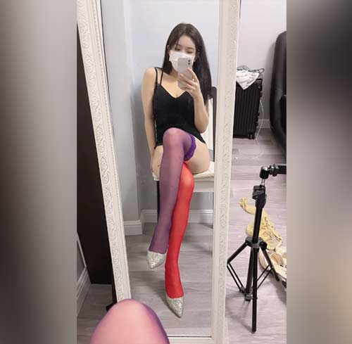 北北  红蓝丝袜对镜自嗨🍓