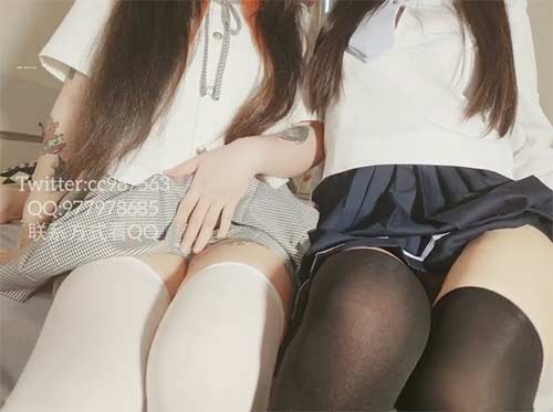 菜喵喵 黑白双丝双重快乐🧸