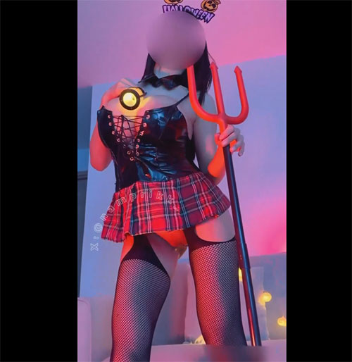 Namprikk 万圣节小恶魔🖤