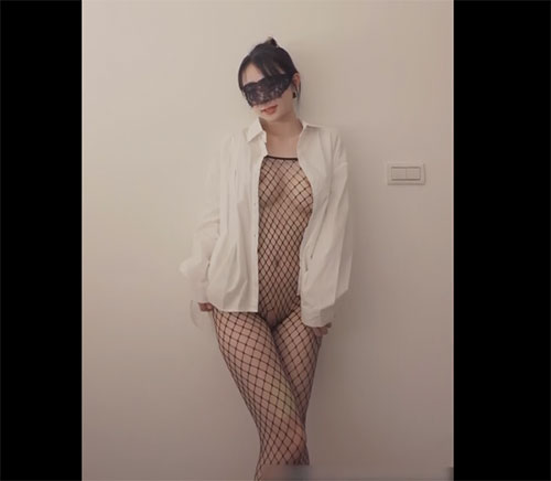 爹咪 情趣网格黑丝👙