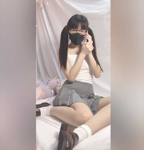 哈尼  眼睛妹JK反差诱惑💊